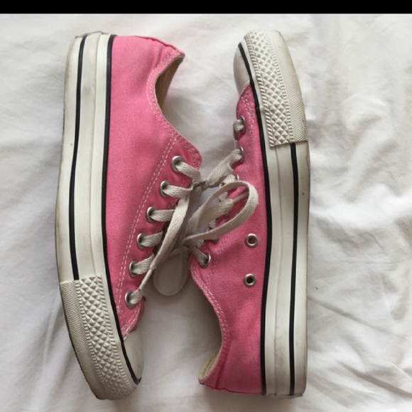 Converse - Picture 2 of 2